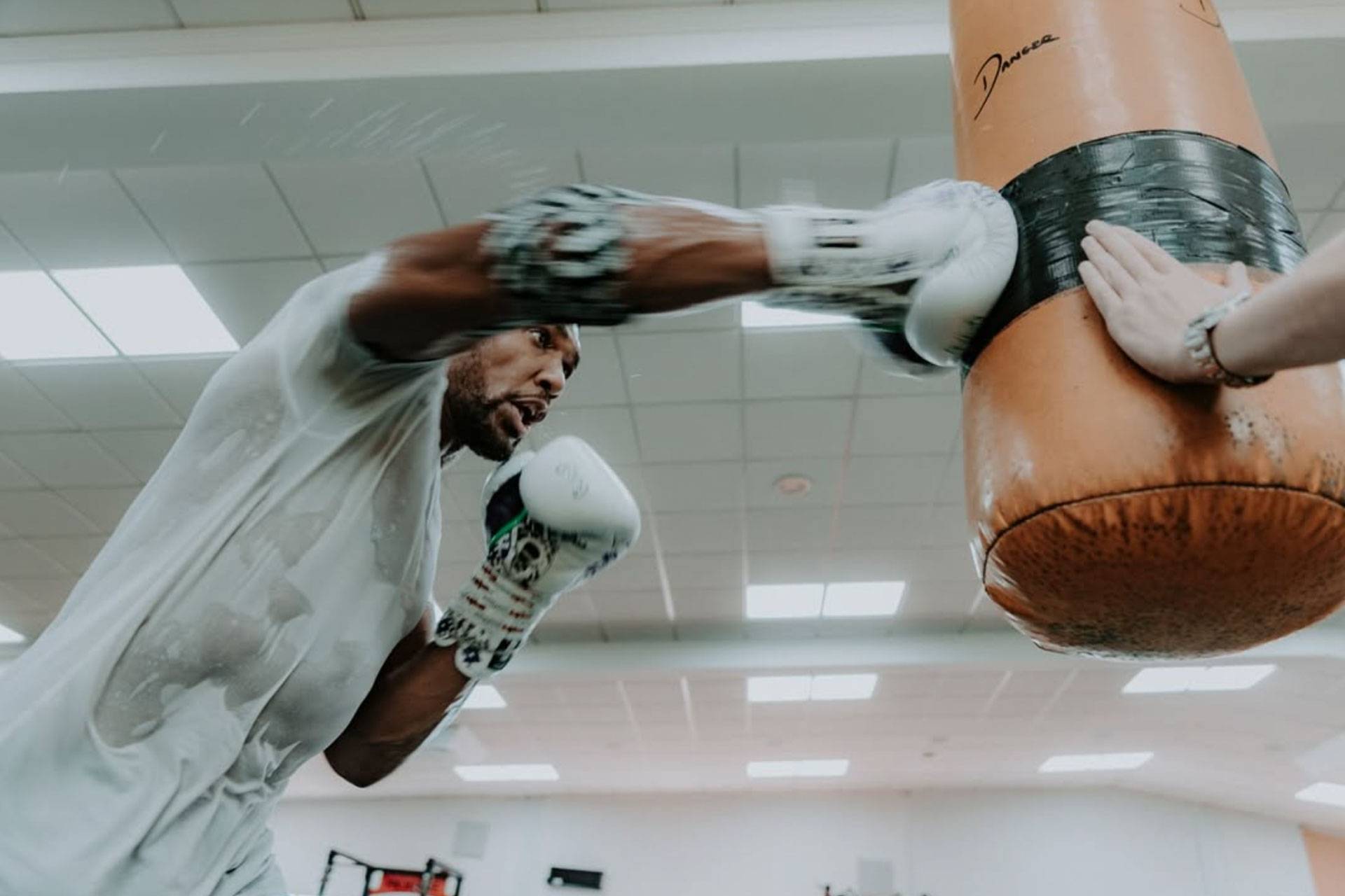 anthony-joshua-69ab41165bcc1