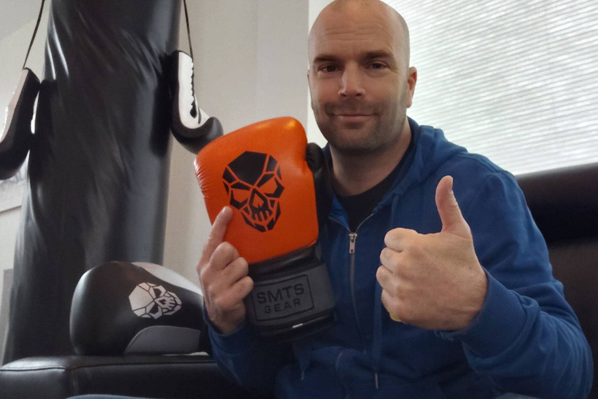 “Het moet beter kunnen” – Kevin Smits start Nederlands vechtsportmerk SMTS Gear