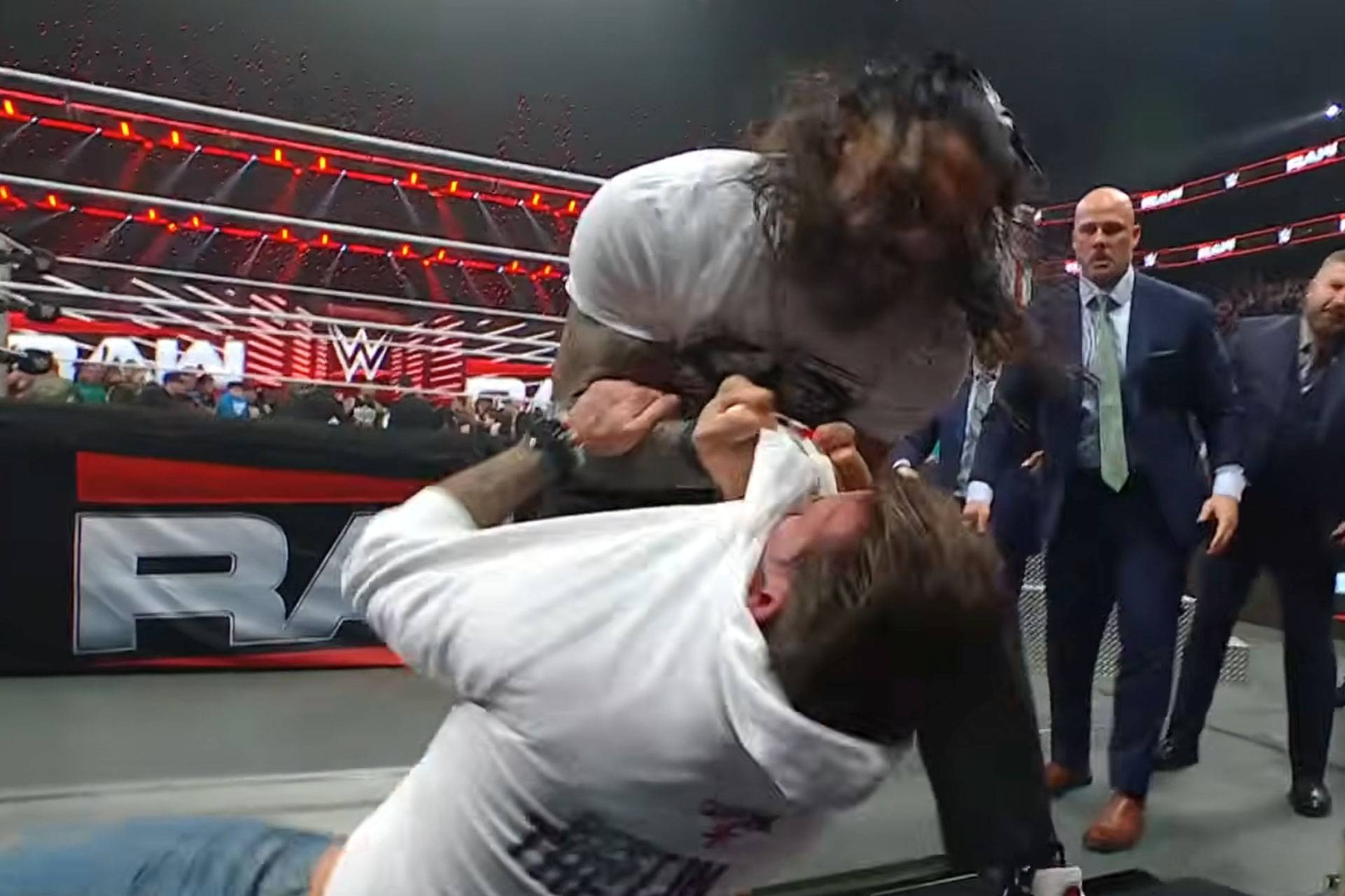 roman-reigns-69c2f95c78d7e