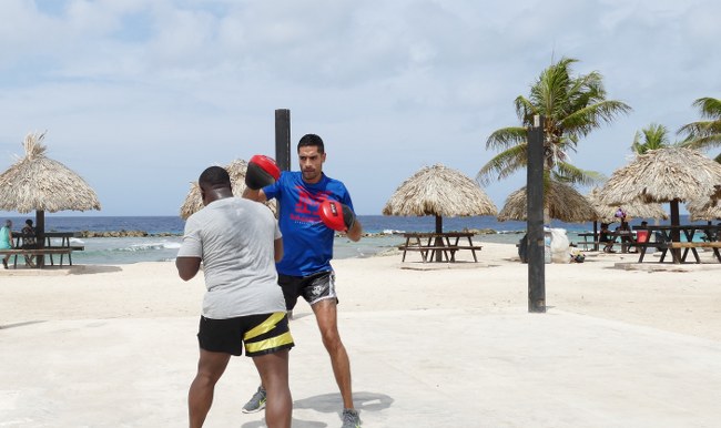 Beach_650x386-63d021b89d505