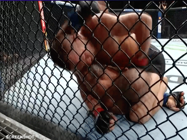 UFC-63d01c18af01e