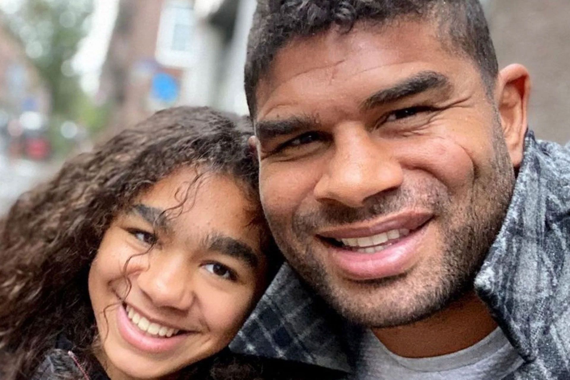 alistair-overeem-6697ad0e154da
