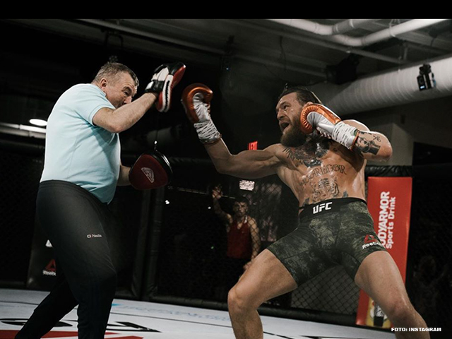 conor-McGregor-4-63d01d5f4c877