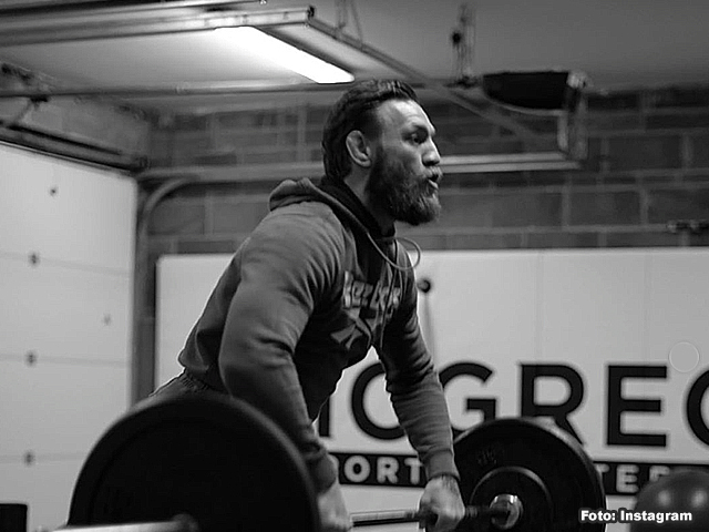 conor-mcgregor-1-63d02048cd5b9