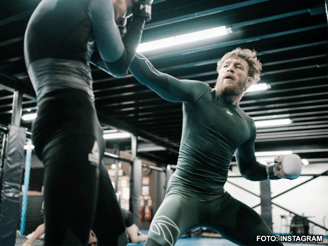 conor-mcgregor-4-63d01b1444db2