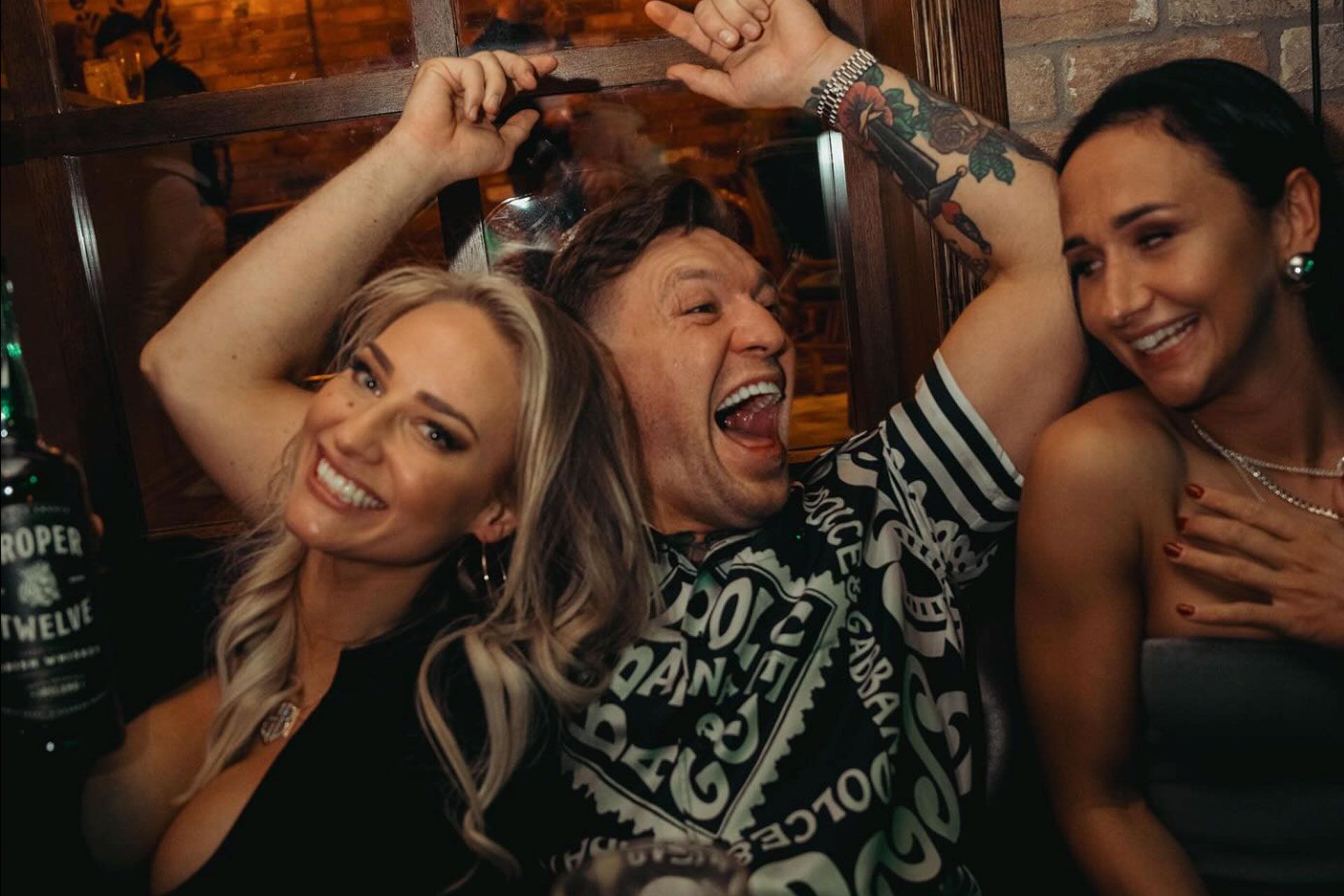 conor-mcgregor-66079975d52ea