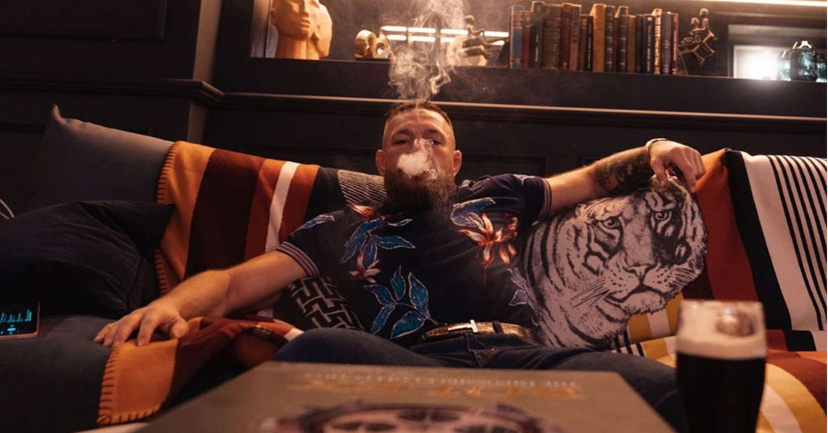 conor-mcgregor-oliveira-chandler-63d0098fd51b0
