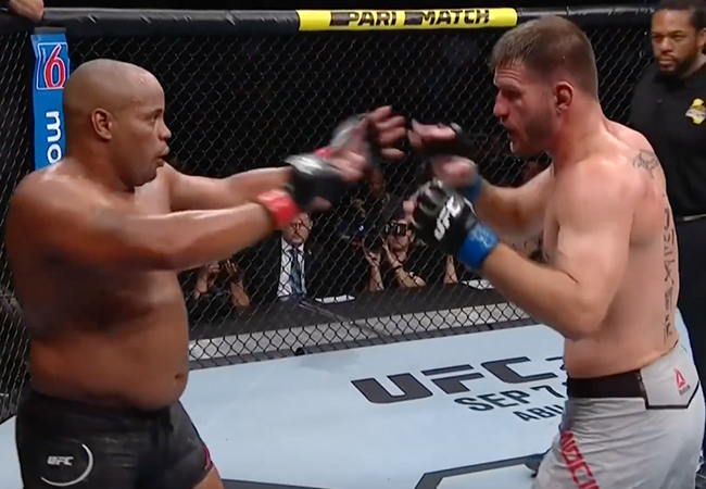 cormier-vs-miocic-63d01c1d97909