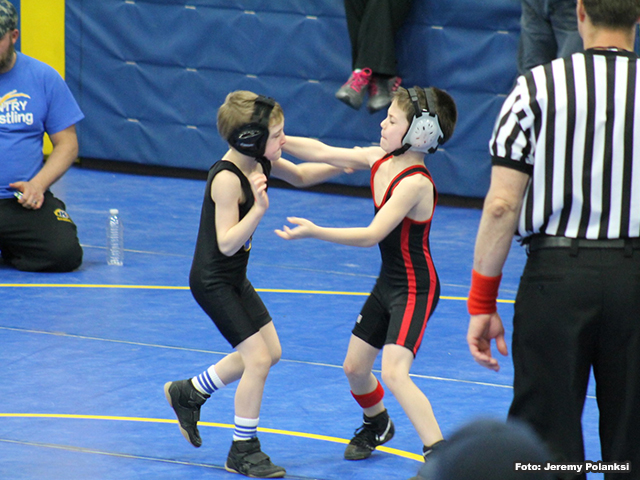 kids-wreslting-63d0204b6431c