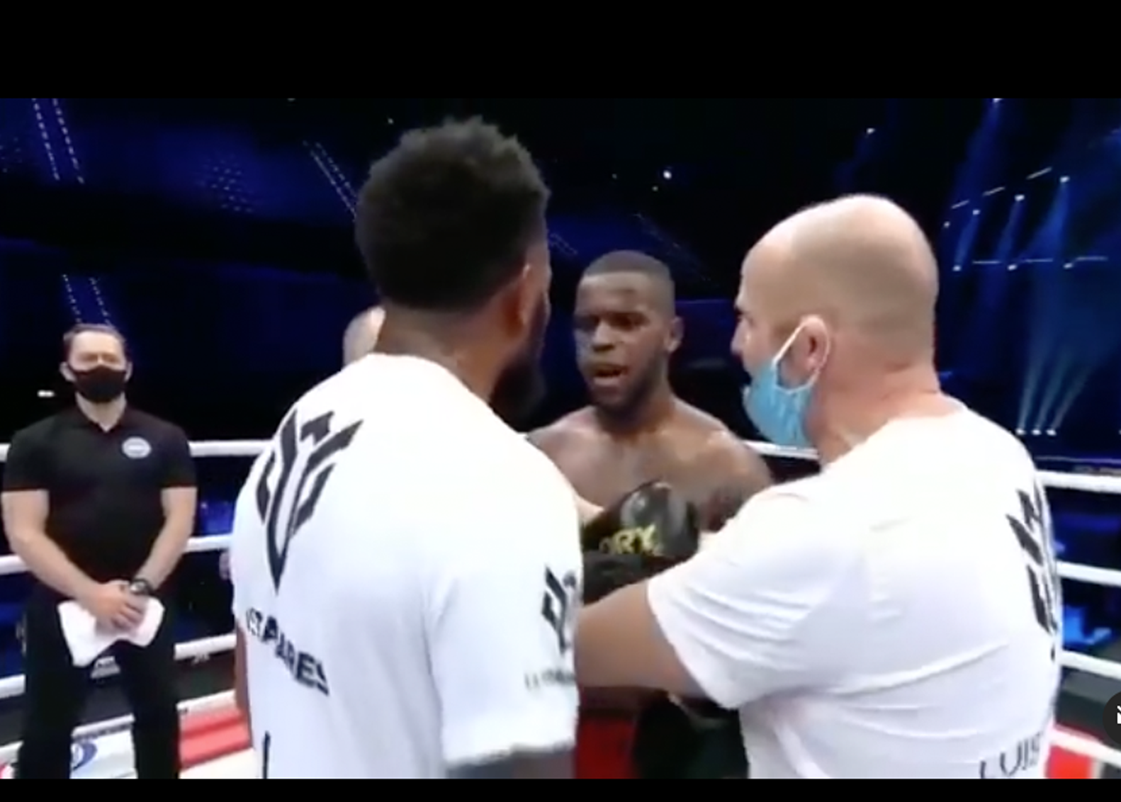 luis-tavars-vs-donegi-abena-63d0124404adb