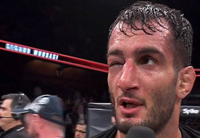 mousasi-oogkas-gebroken-63d024346f07c