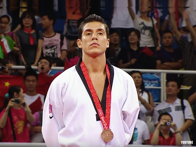 steven-lopez-taekwondo-63d01efbddef0