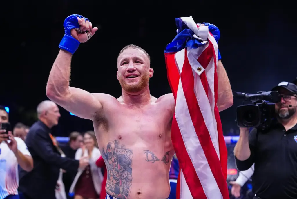 Justin Gaethje wins UFC Showdown 250