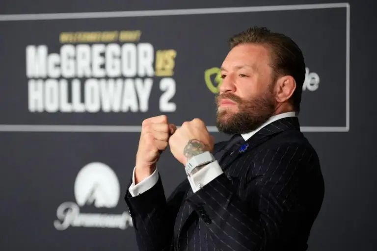 conor-mcgregor-media-day-768x512