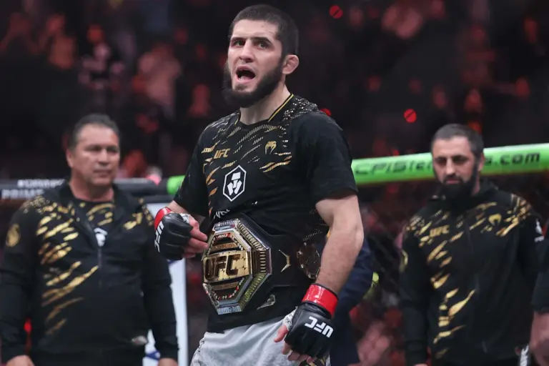 Javier Mendez over Islam Makhachev